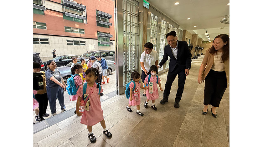 開學日交通出入境順暢    