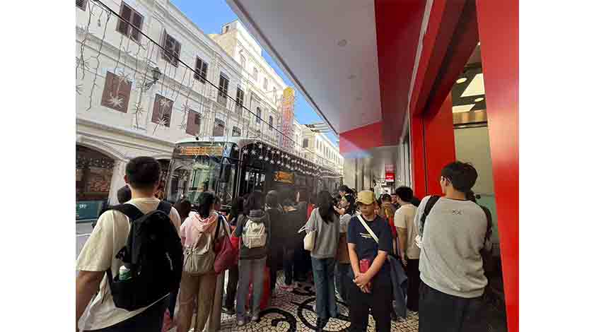 提升公交服務刻不容緩    