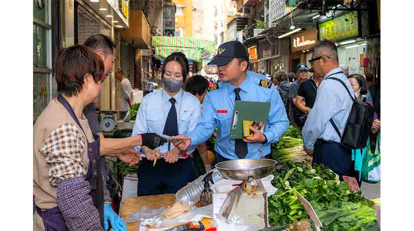 市署聯同消防局加強巡查小販區宣導防火及用電安全    