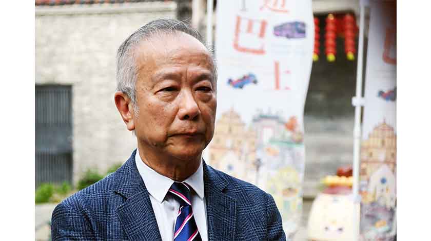 休遊巴入民生區擾民？    