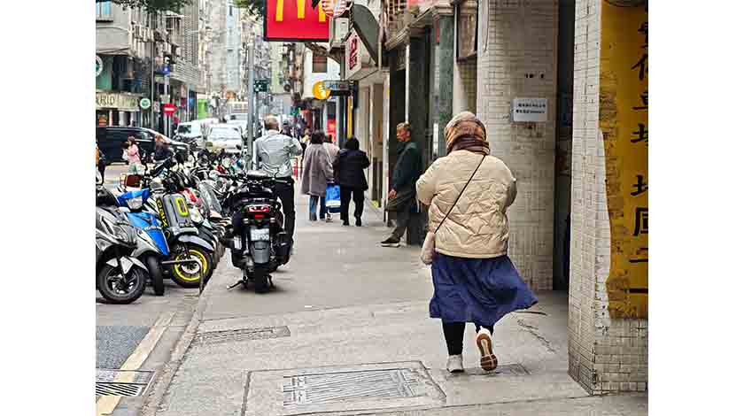 首季三千四百多宗交通意外  受傷人數同比上升逾百分二    